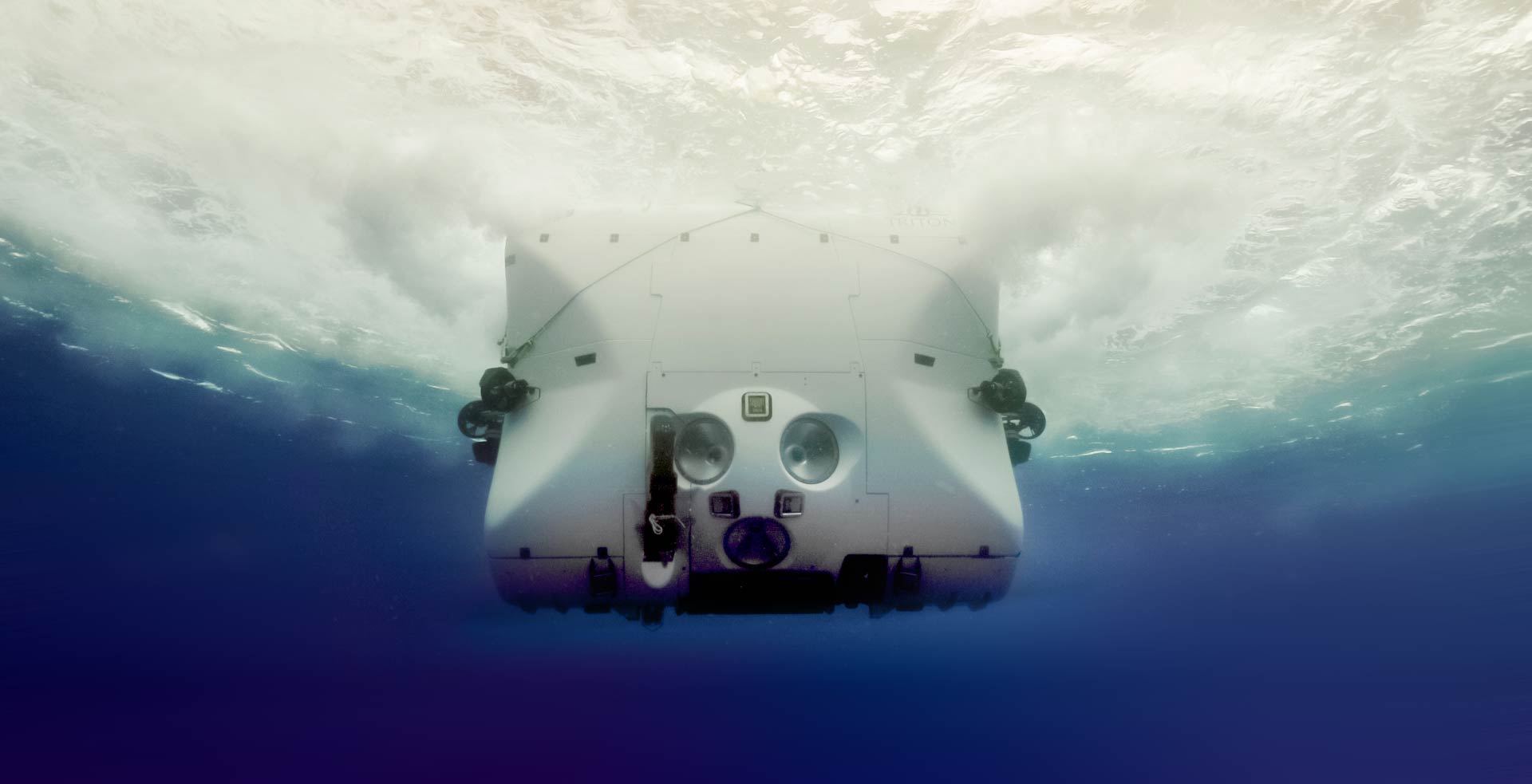 TRITON 33000/2 - Full Ocean Depth certified submersible 